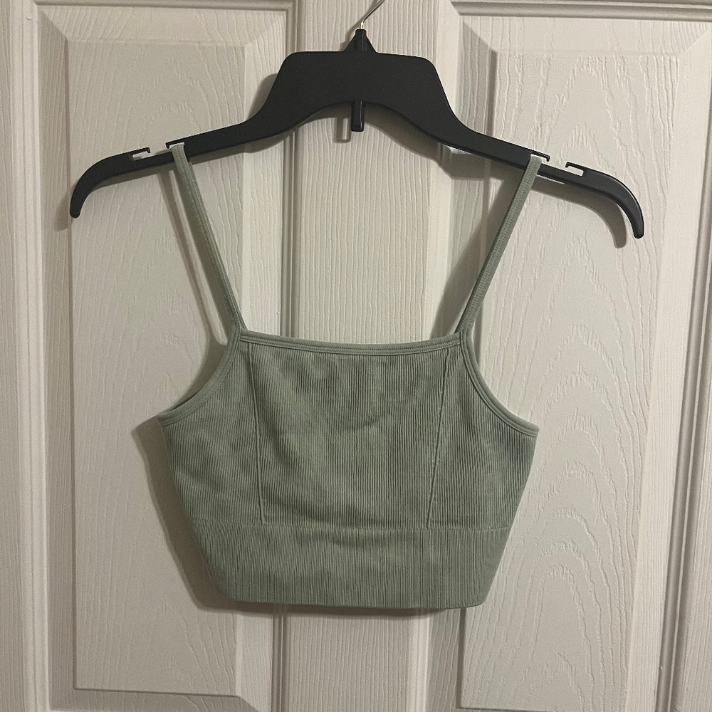 Fabletics Cloud Seamless Midi Bralette (Mint Green) - Size M